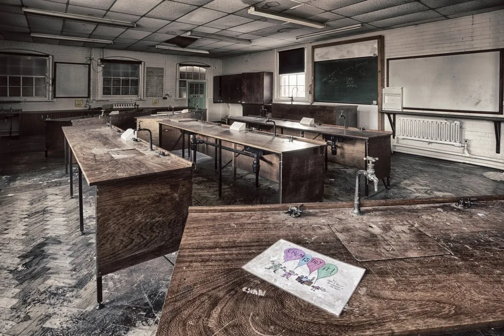 Asbestos ridden high school classroom that is abandoned for some time
